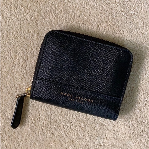Marc Jacobs Handbags - Marc Jacobs Wallet